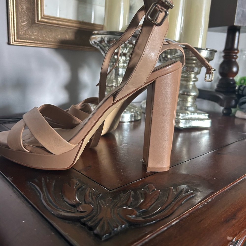 Gianni Bini Tan Block Heel Sandals